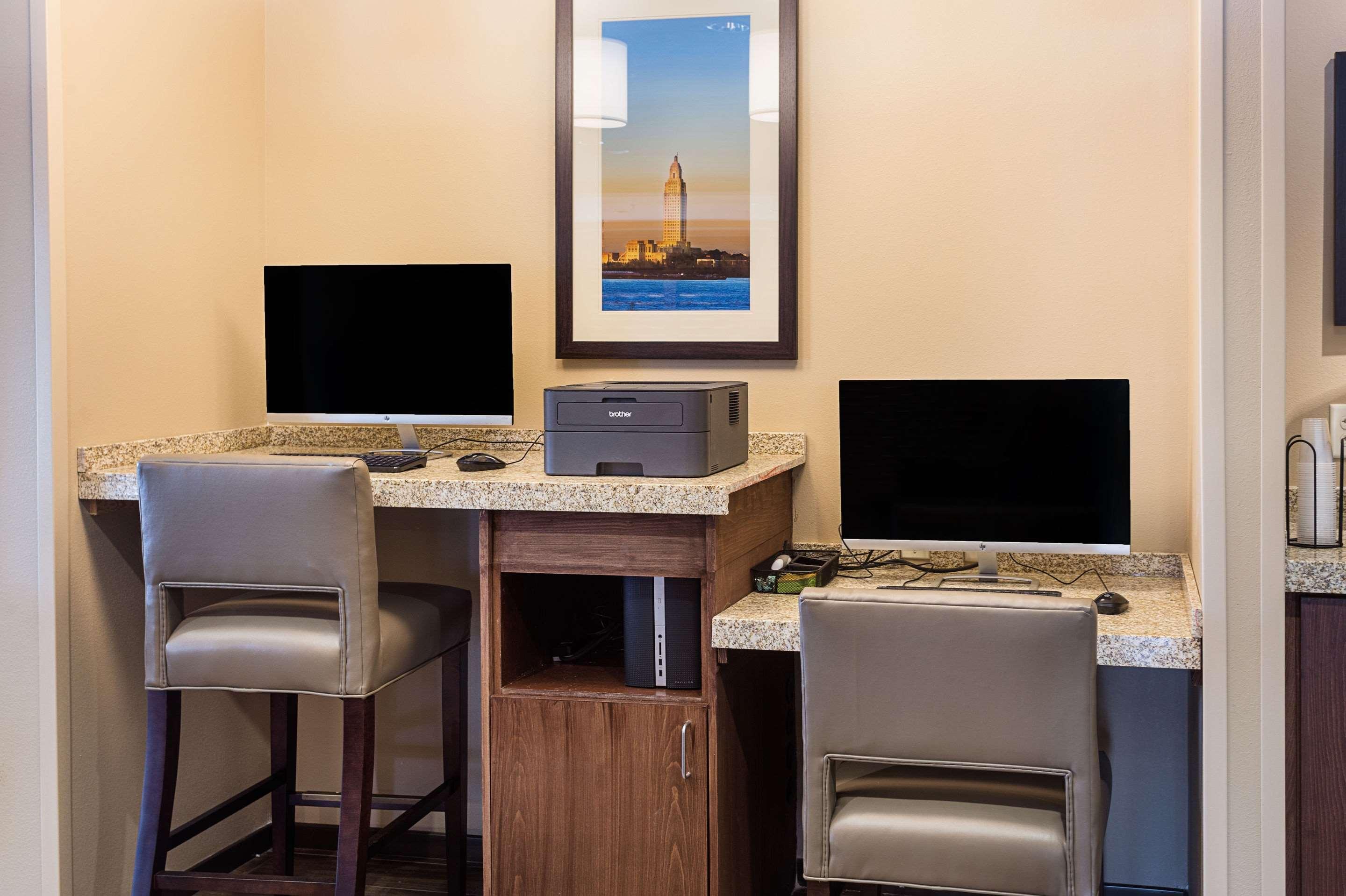 Comfort Inn & Suites Zachary Buitenkant foto