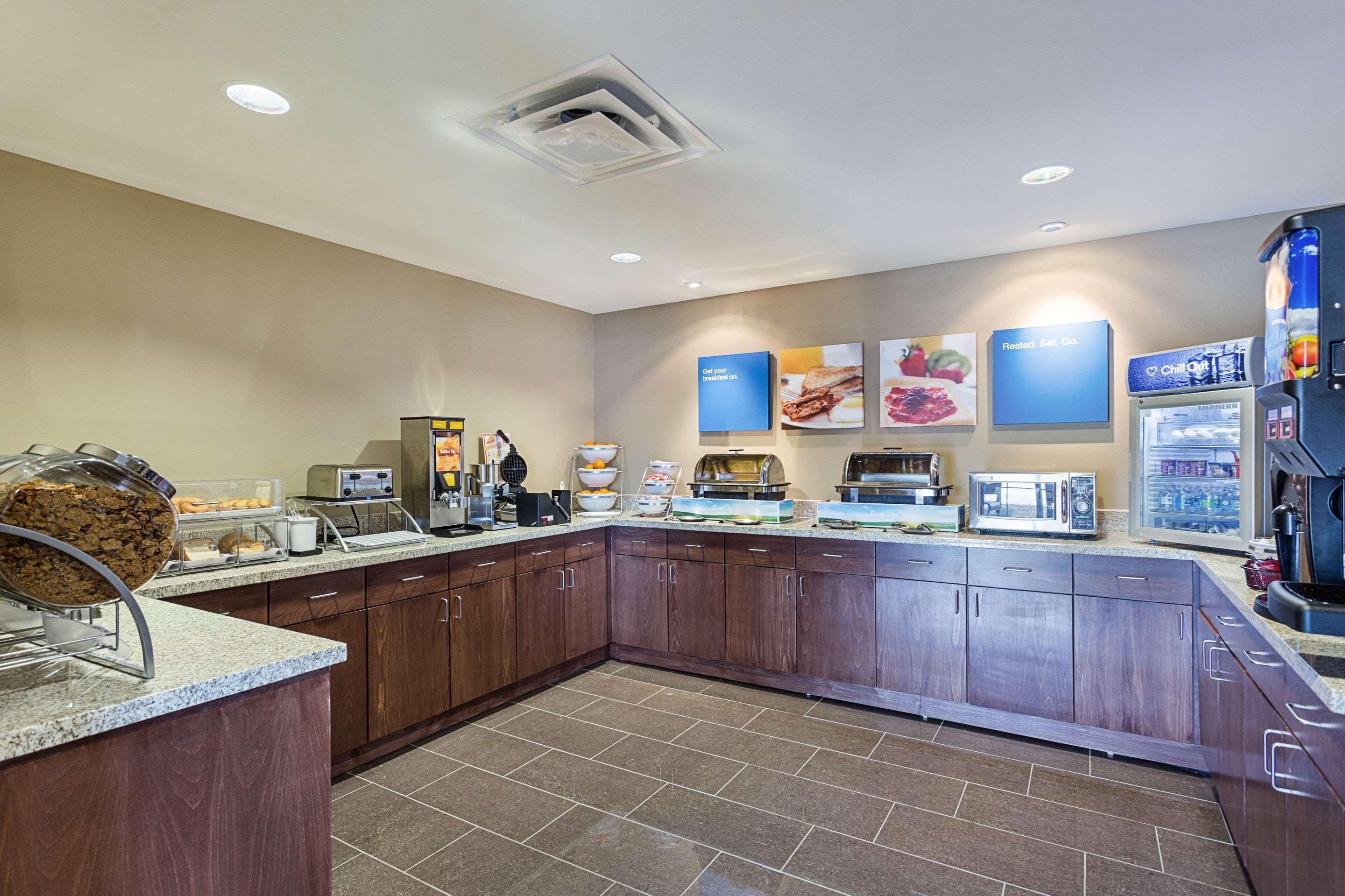 Comfort Inn & Suites Zachary Buitenkant foto