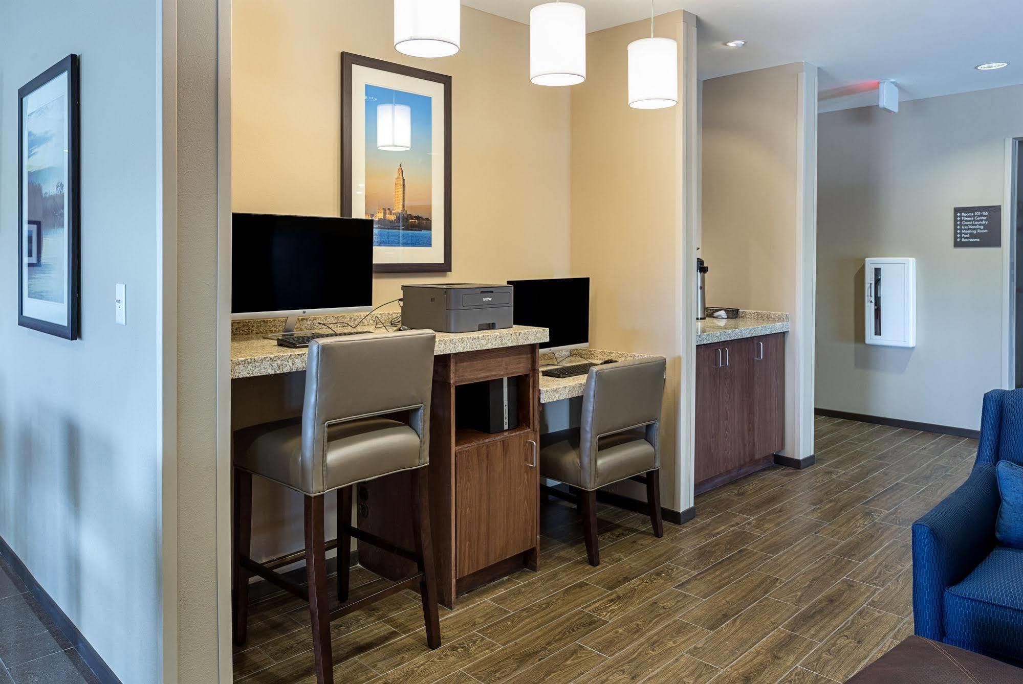 Comfort Inn & Suites Zachary Buitenkant foto